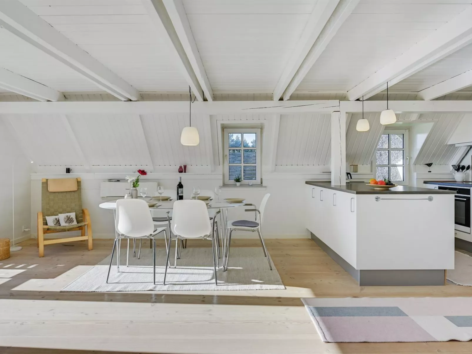 "Trana" - 2km from the sea-Inside