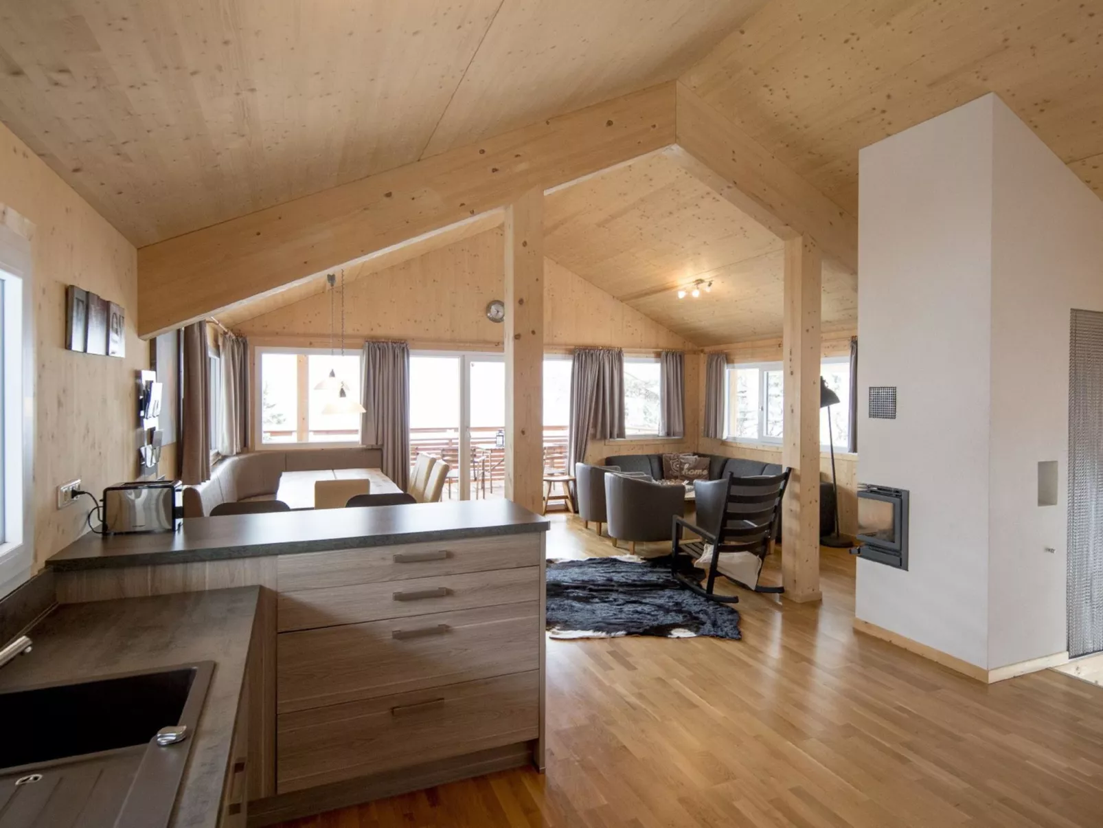 # 6 mit IR-Sauna und Sprudelwanne Innen-Inside