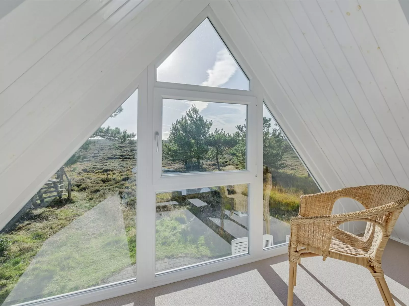 "Trana" - 2km from the sea-Inside