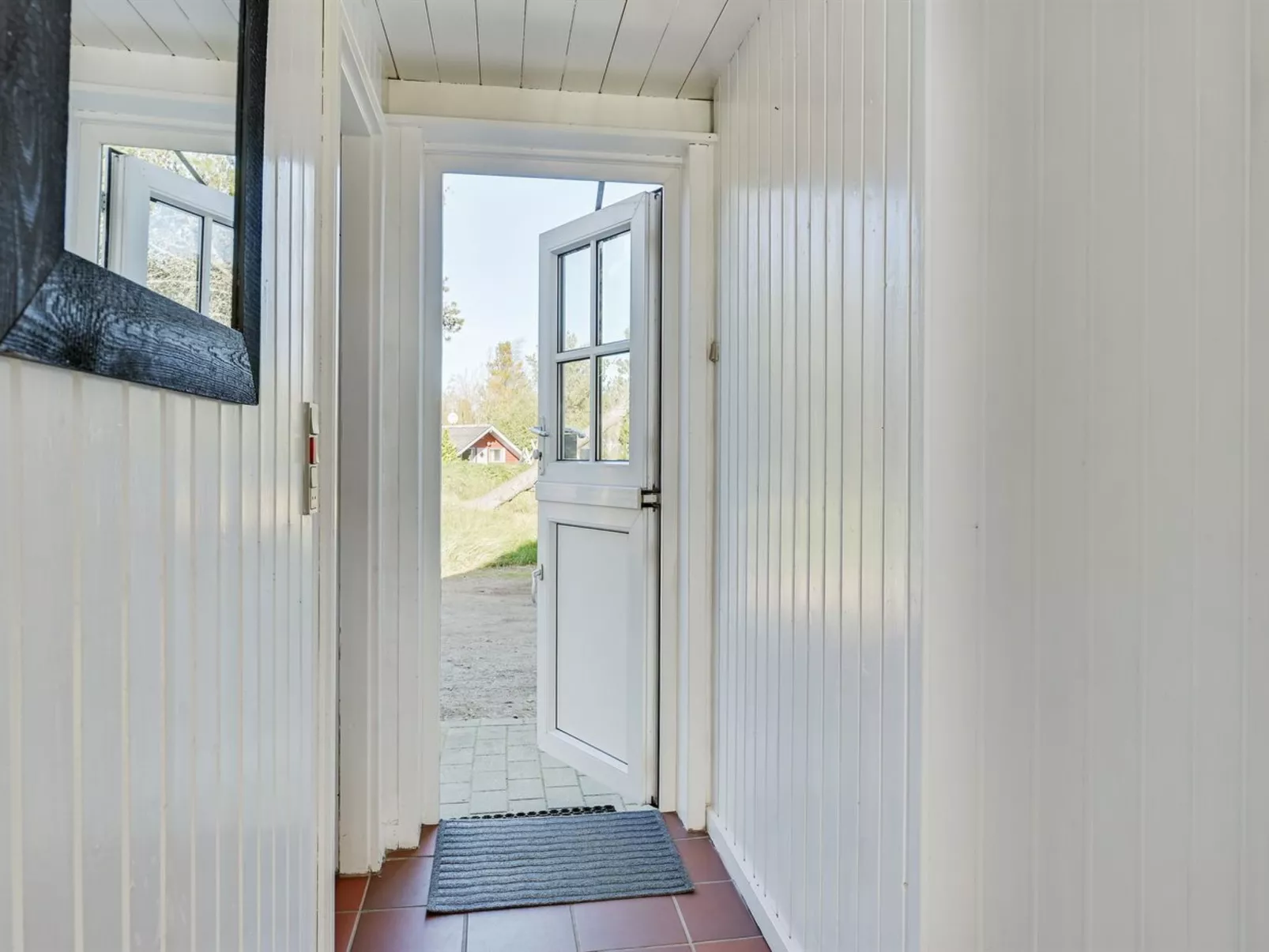 "Trana" - 2km from the sea-Inside