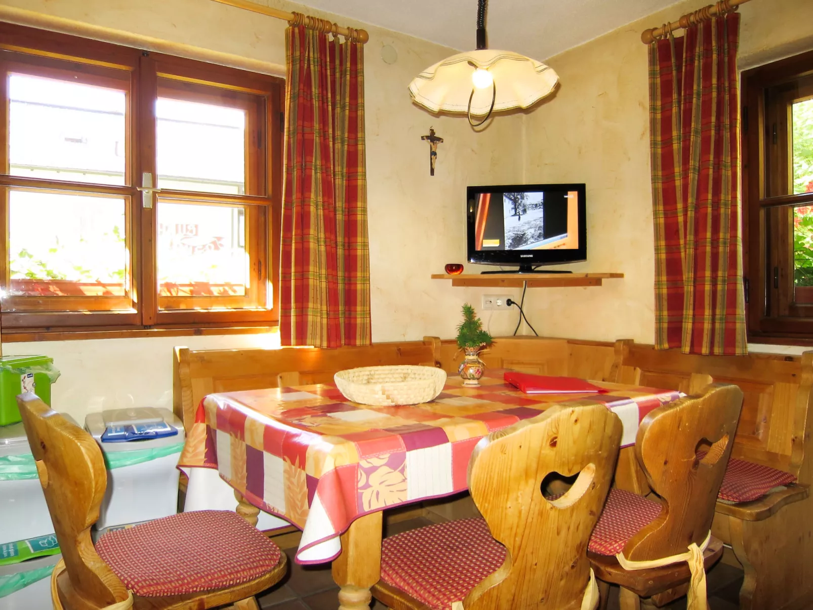 Haflingerhof Almrose-Inside