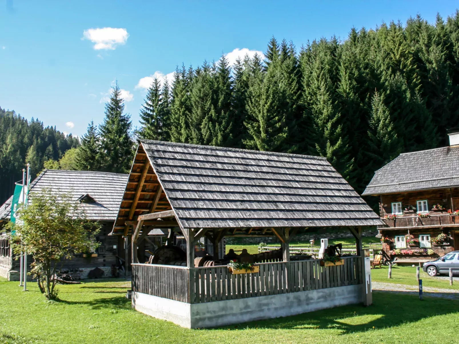 # 8 mit IR-Sauna&Sprudelwanne-Outside