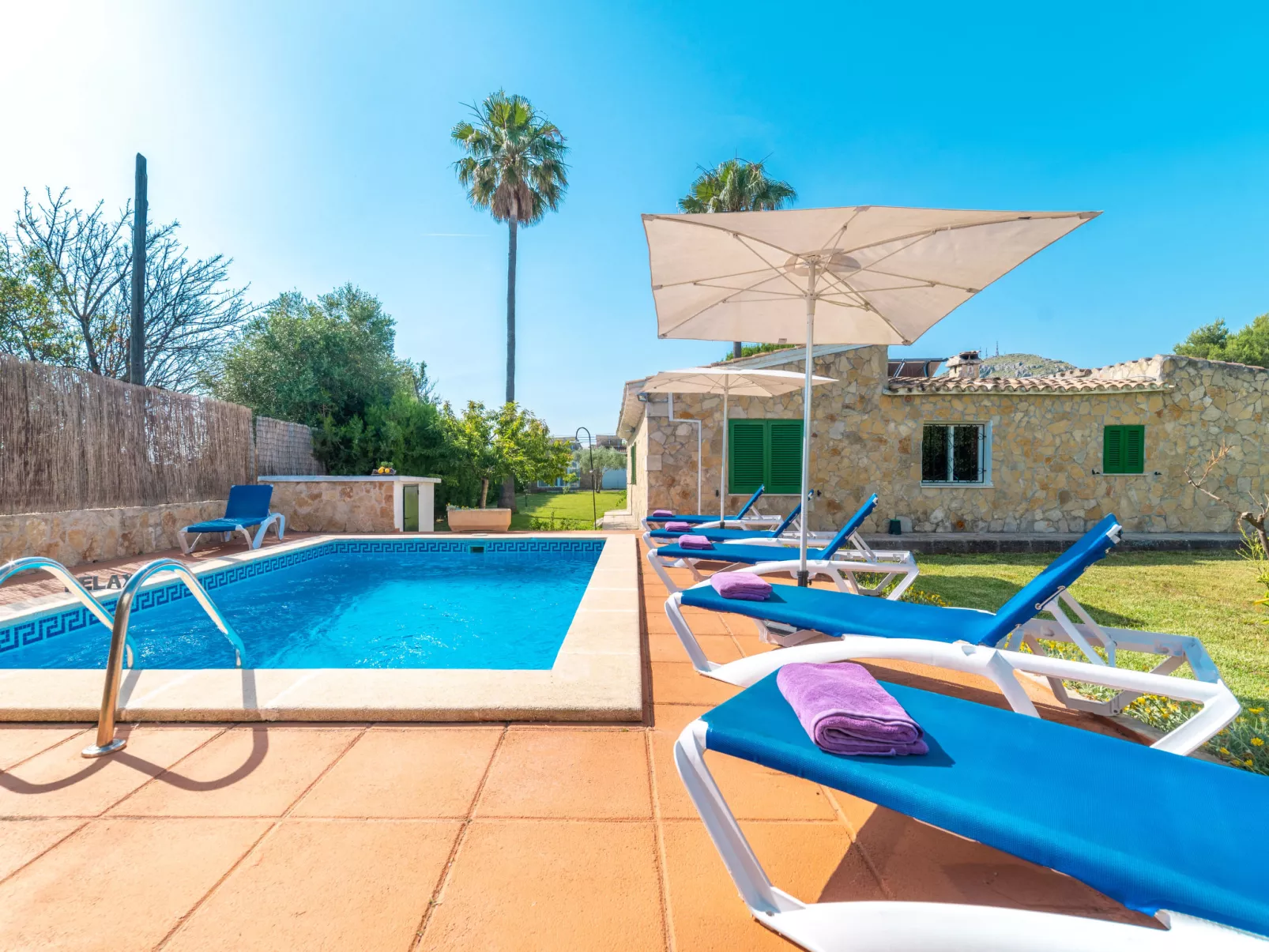 Can Delfin Alcudia-Outside