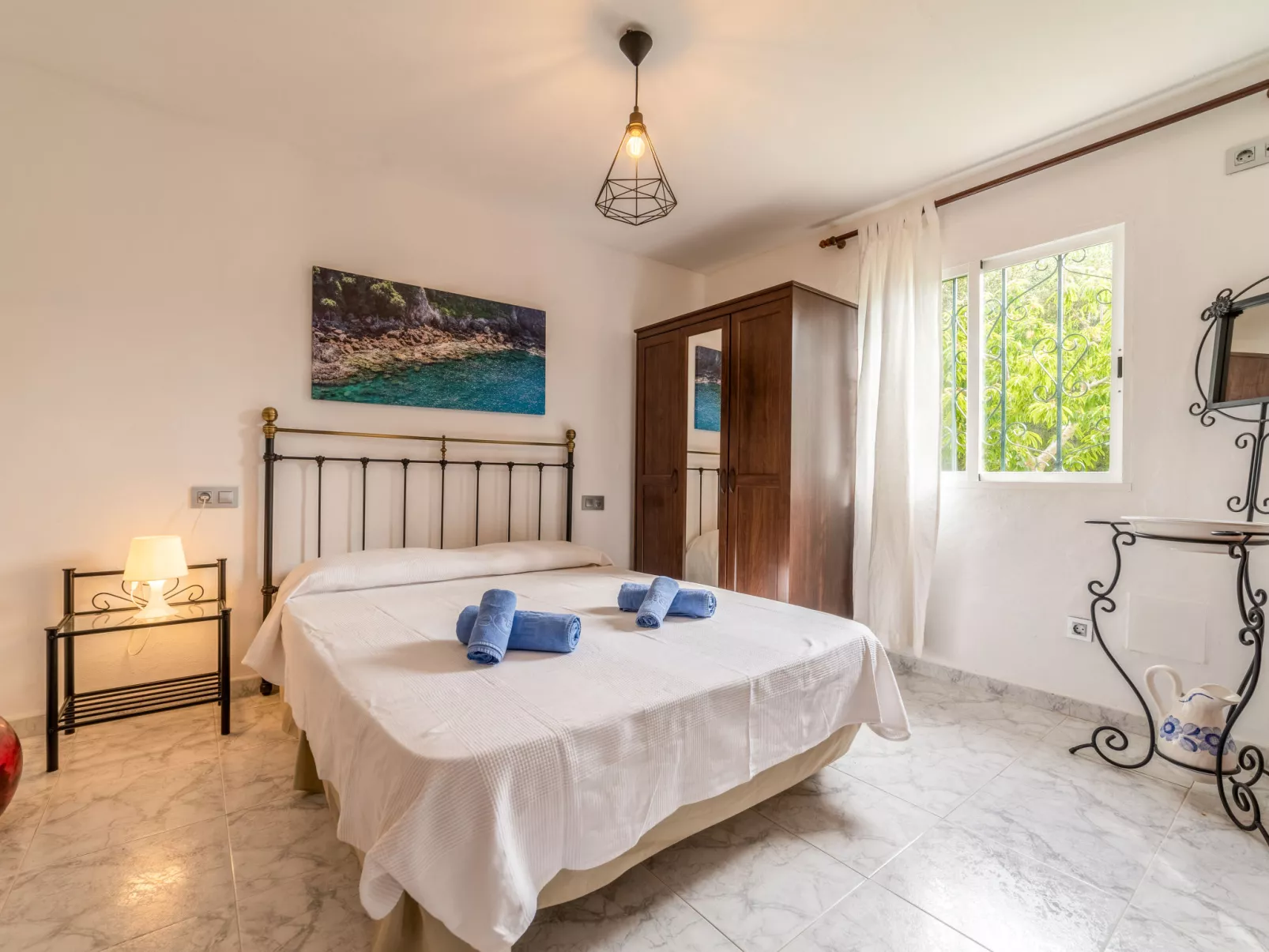 Can Delfin Alcudia-Inside