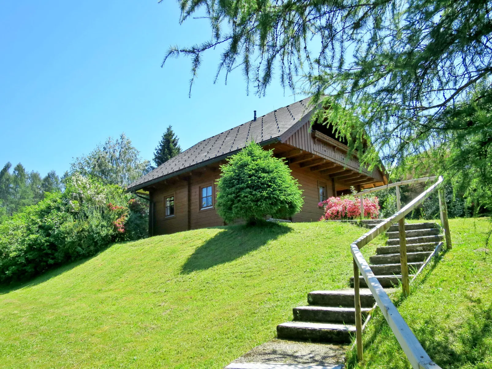 Simons Blockhütte-Outside
