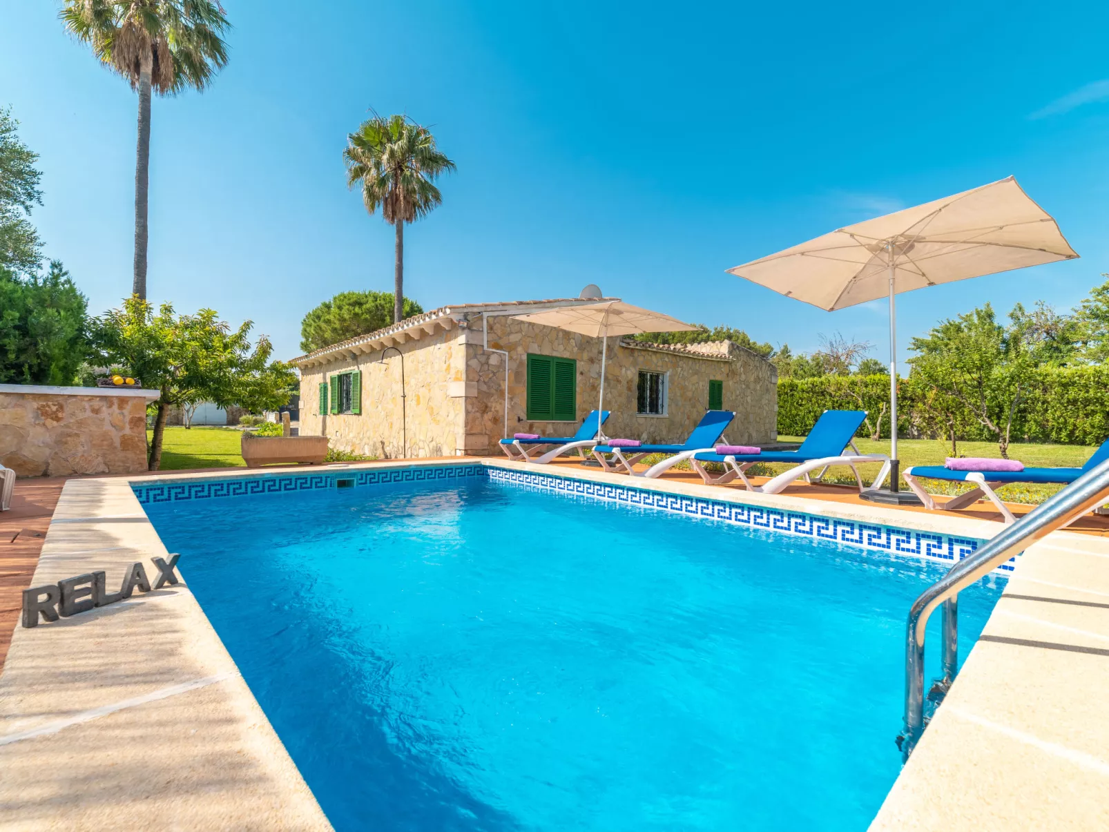 Can Delfin Alcudia-Outside