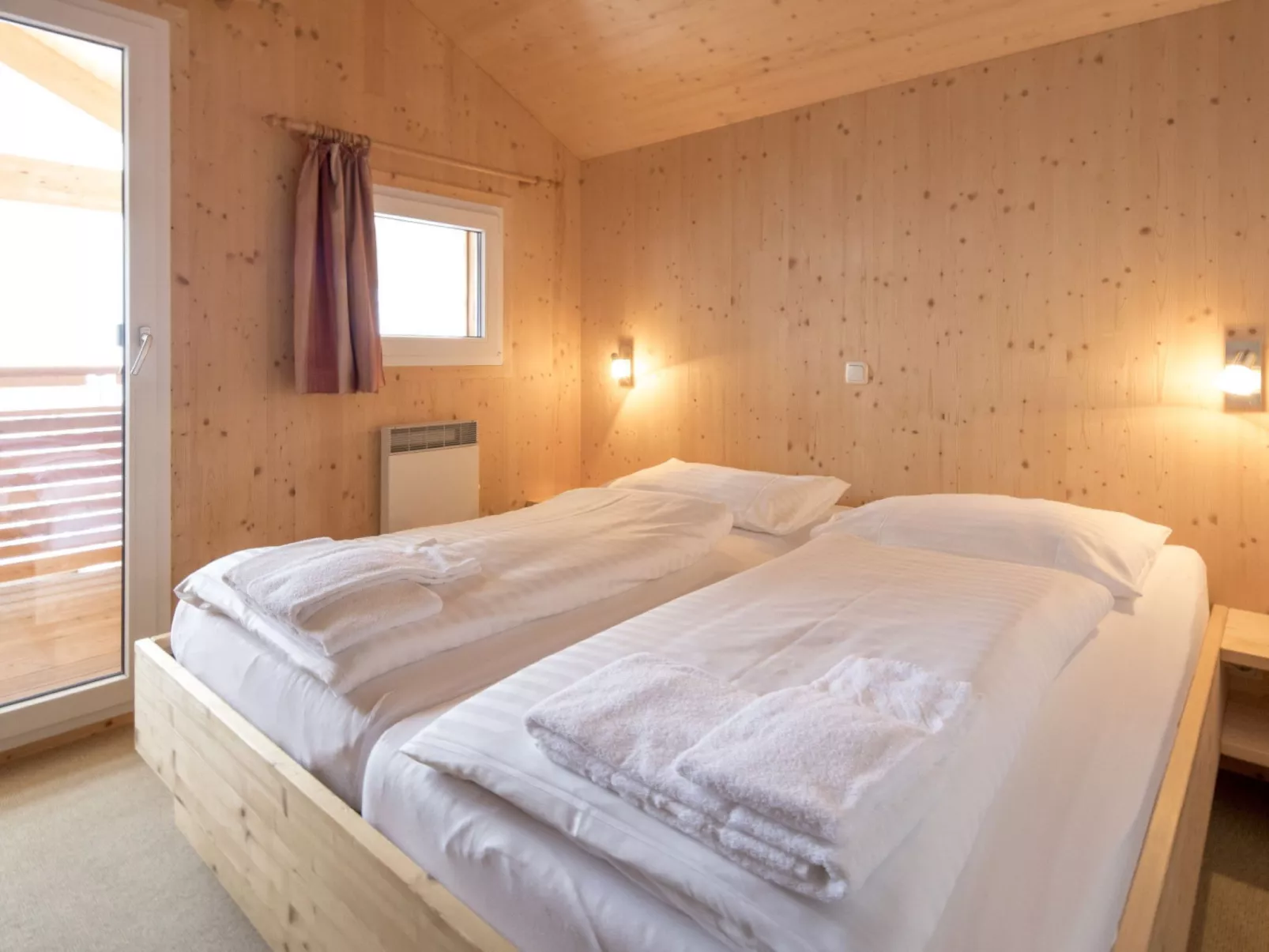 #10 mit Sauna und Sprudelbad Innen-Inside