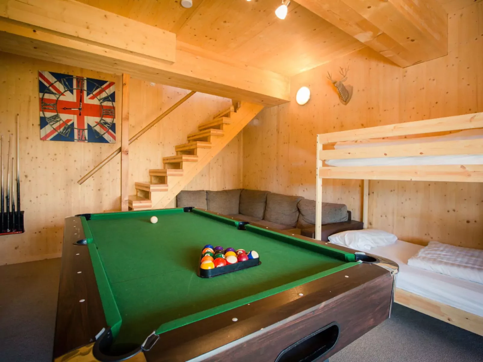 #10 mit Sauna und Sprudelbad Innen-Inside