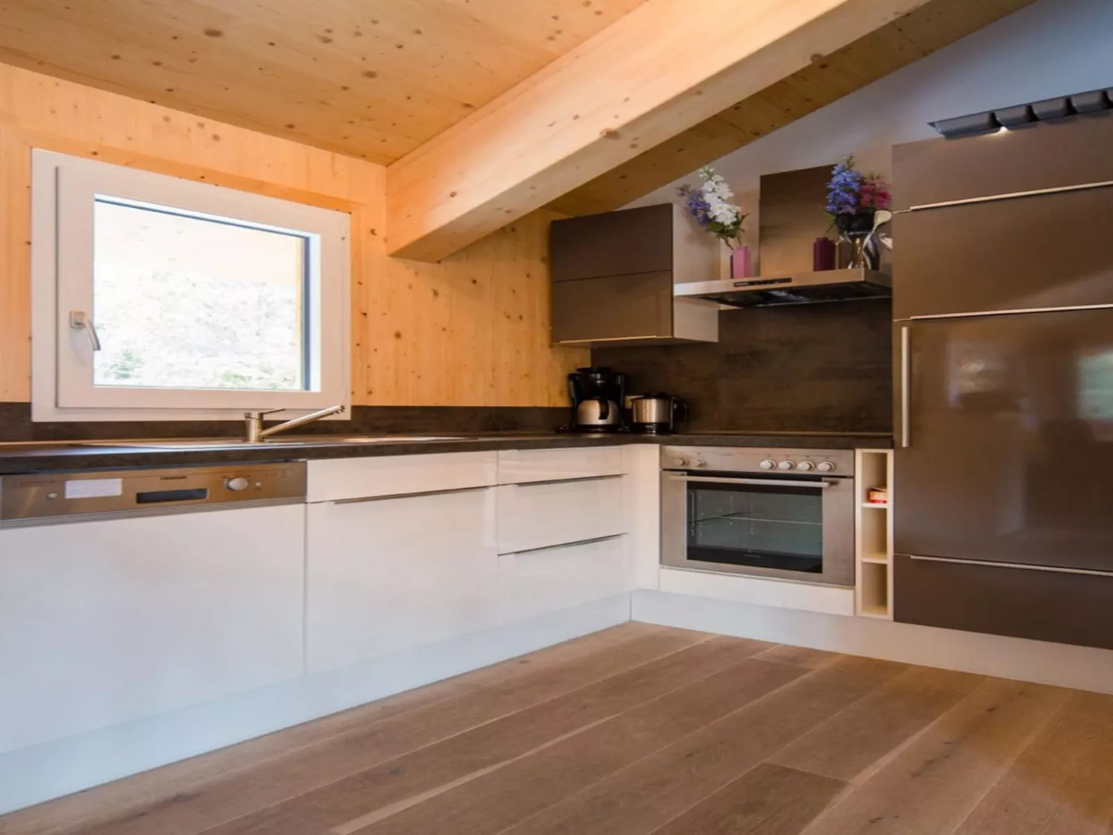#37 mit IR-Sauna und Sprudelbad Innen-Inside