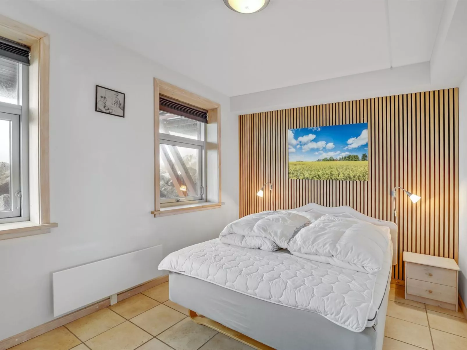 "Halldora" - 10m from the sea-Inside