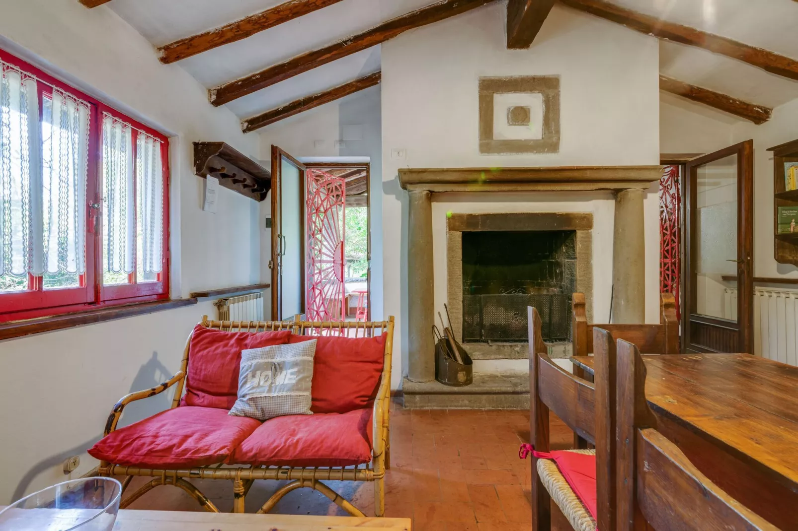 Loggetta-Living room
