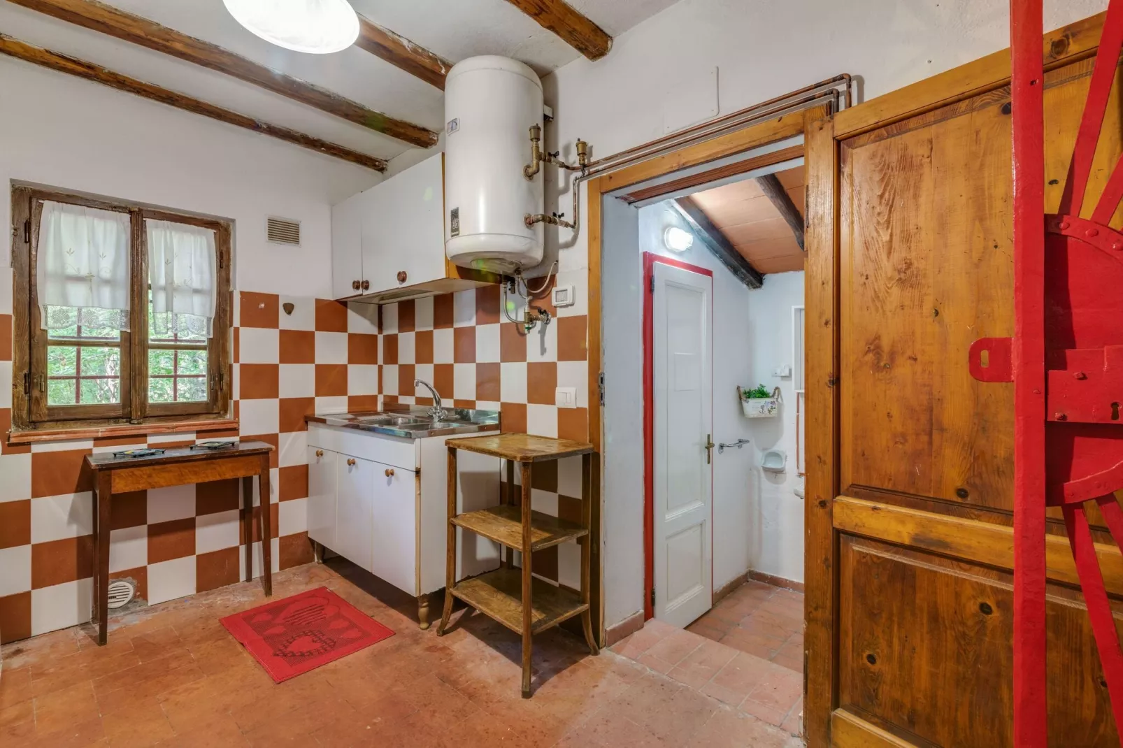 Loggetta-Kitchen