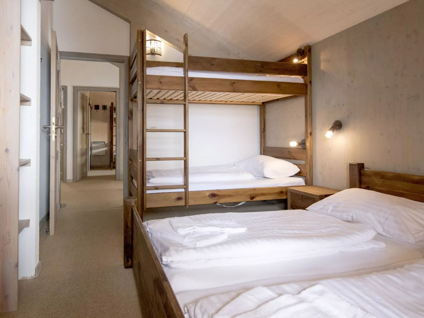 47# mit IR-Sauna& Sprudelbad Innen-Inside