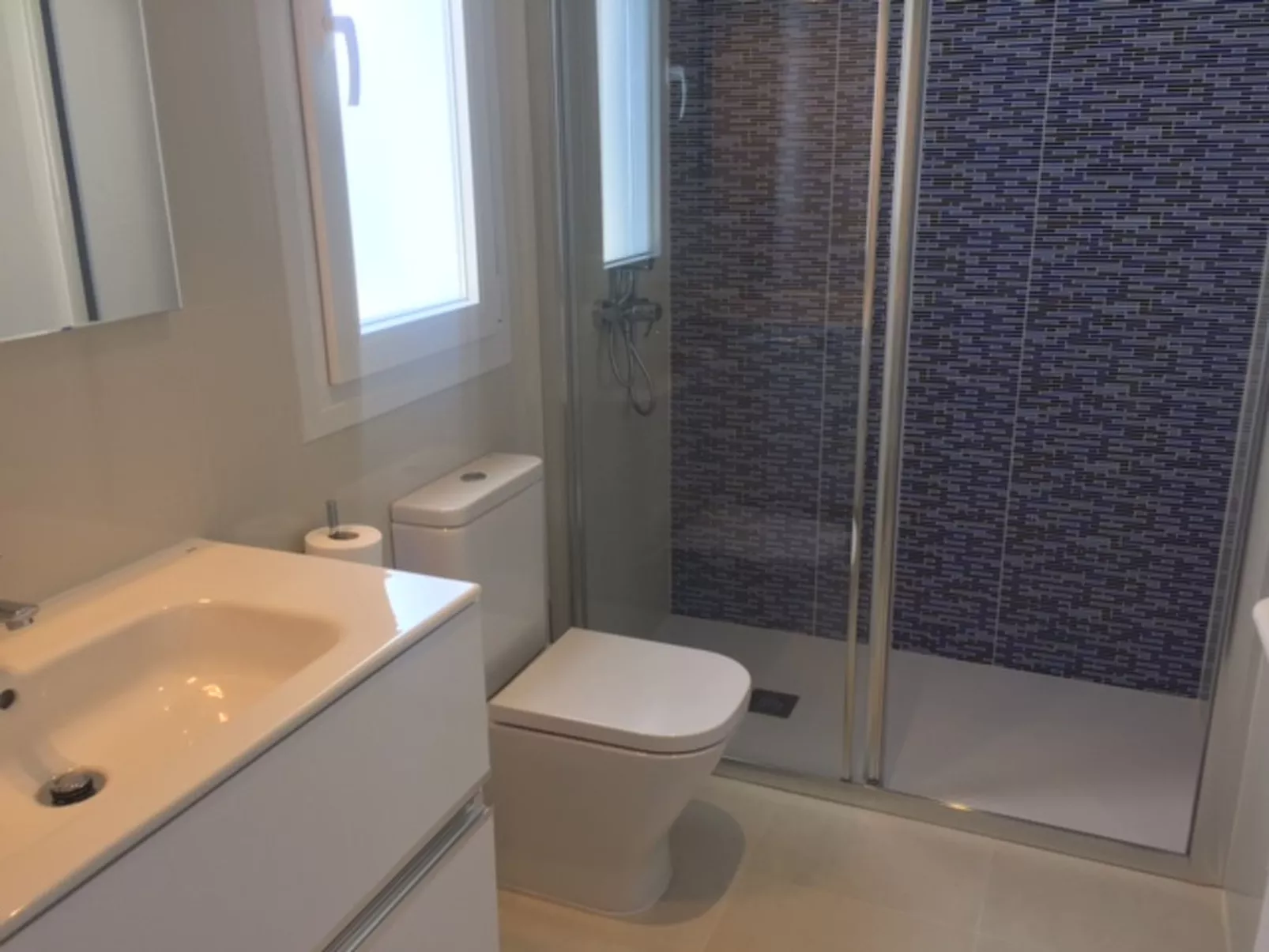 Teresa Beach 1-Inside