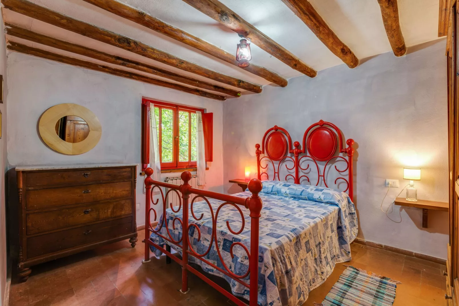 Loggetta-Bedroom