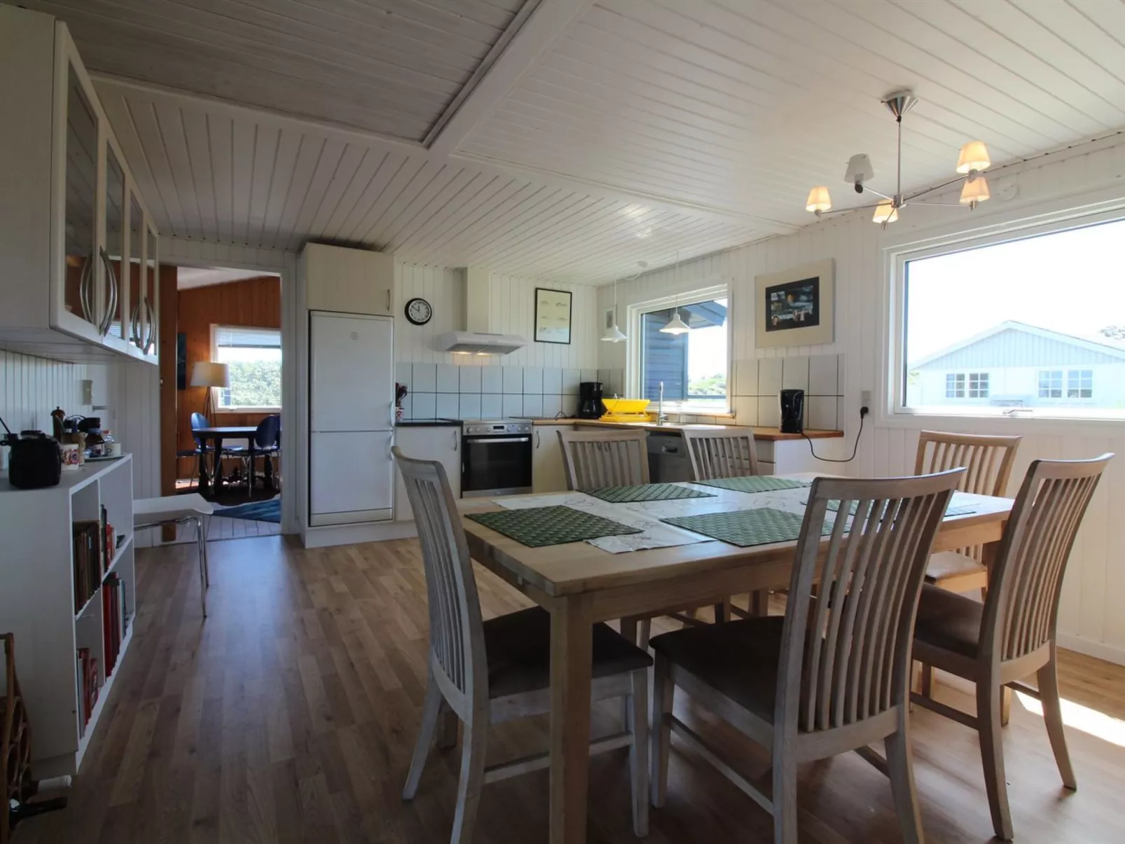 "Ellynor" - 200m from the sea-Inside