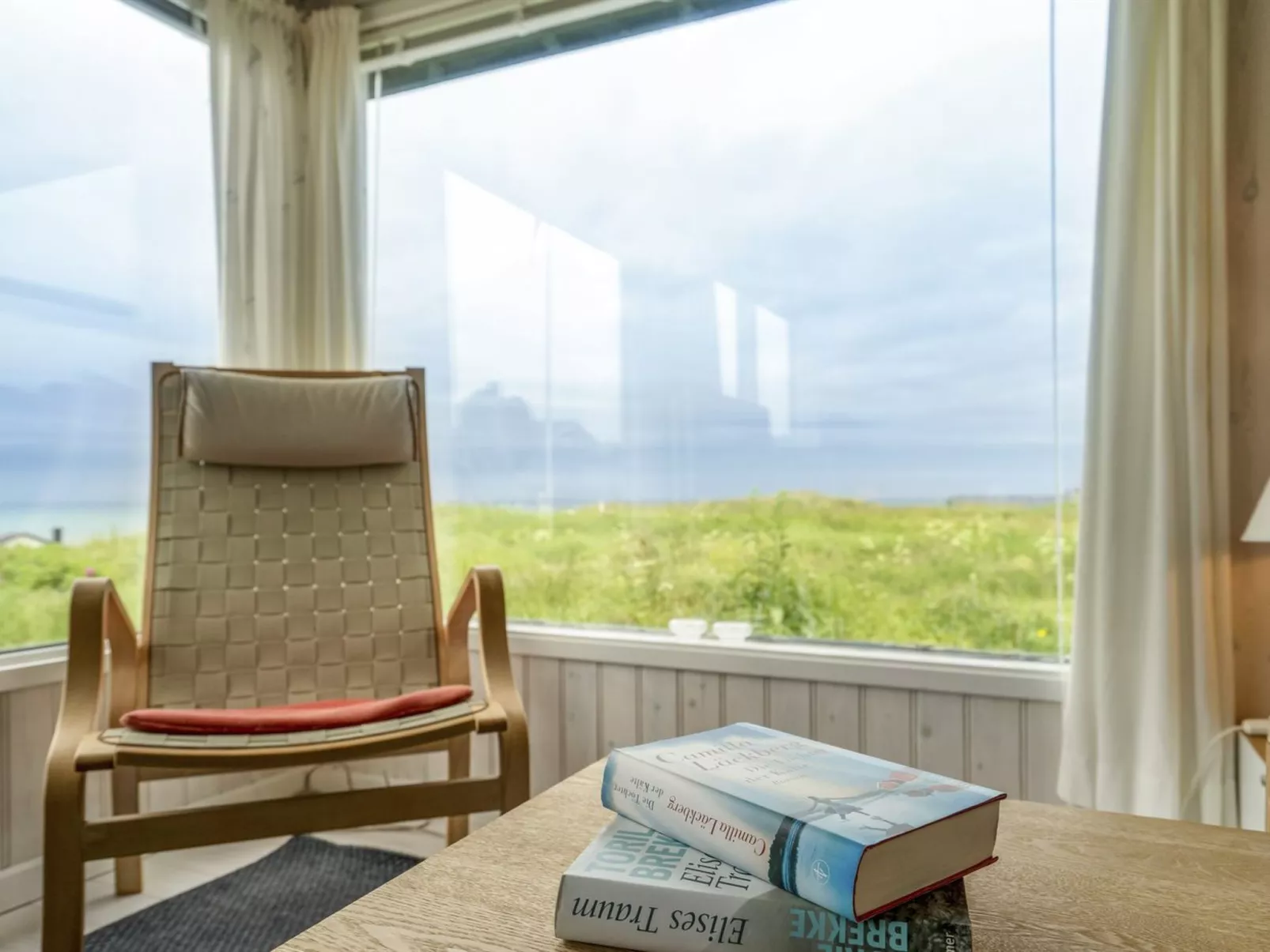 "Ellynor" - 200m from the sea-Inside