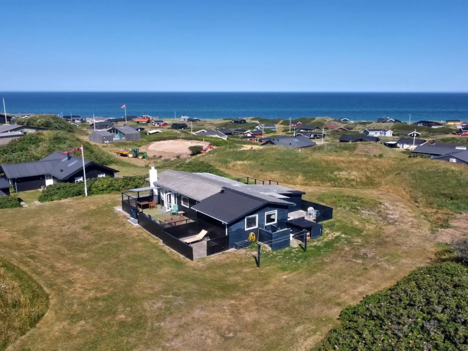 "Ellynor" - 200m from the sea-Outside