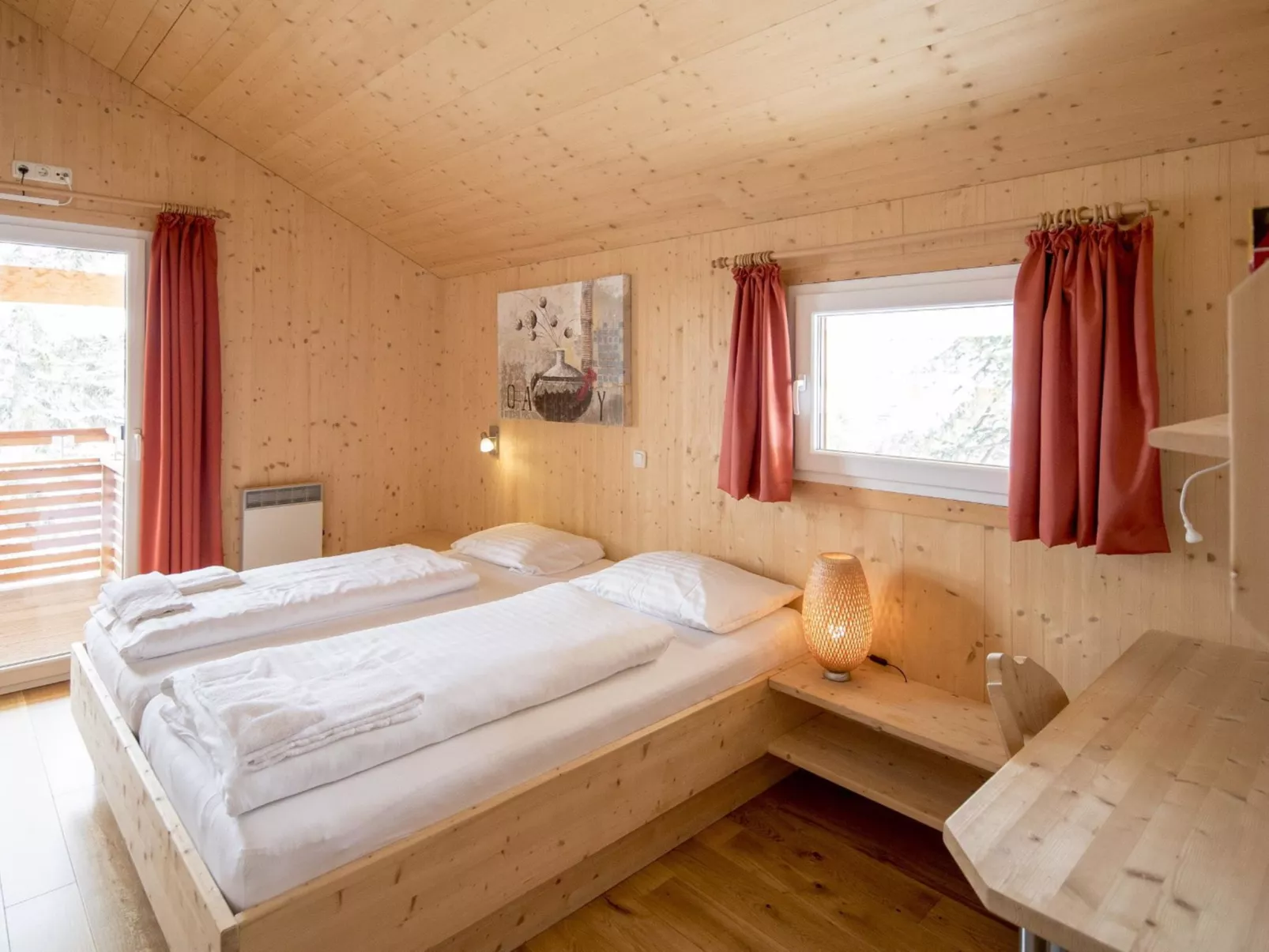 #12 mit IR-Sauna&Sprudelbad Innen-Drinnen