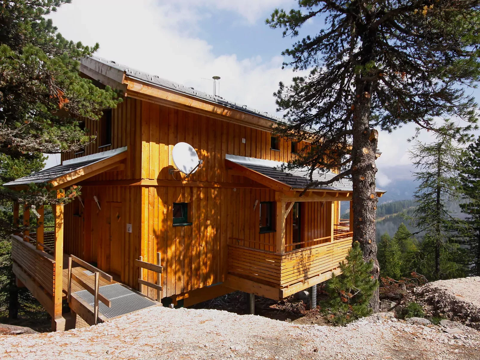 #12 mit IR-Sauna&Sprudelbad Innen-Draußen