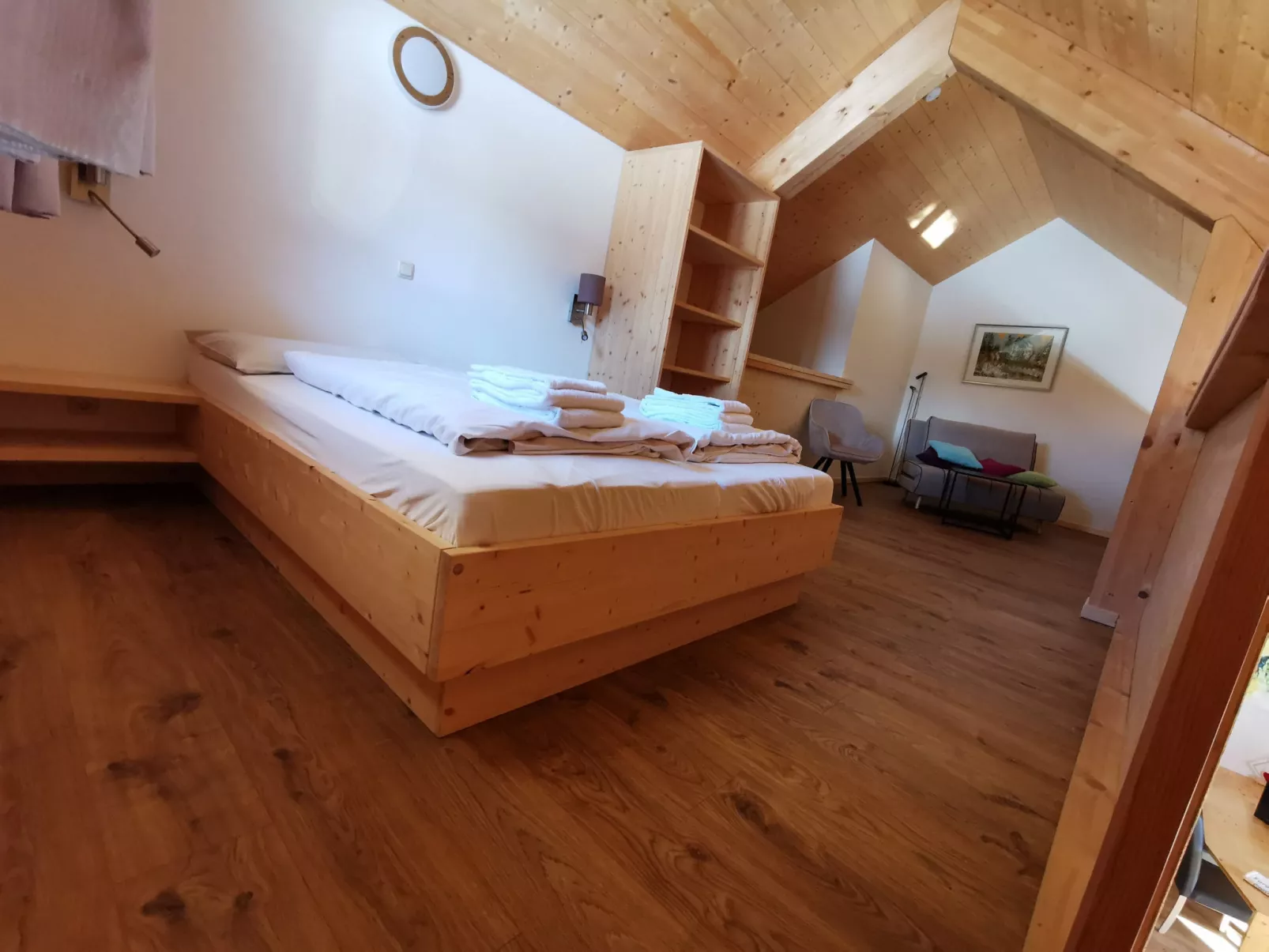 Mit 3 Schlafzimmern & IR-Sauna-Inside