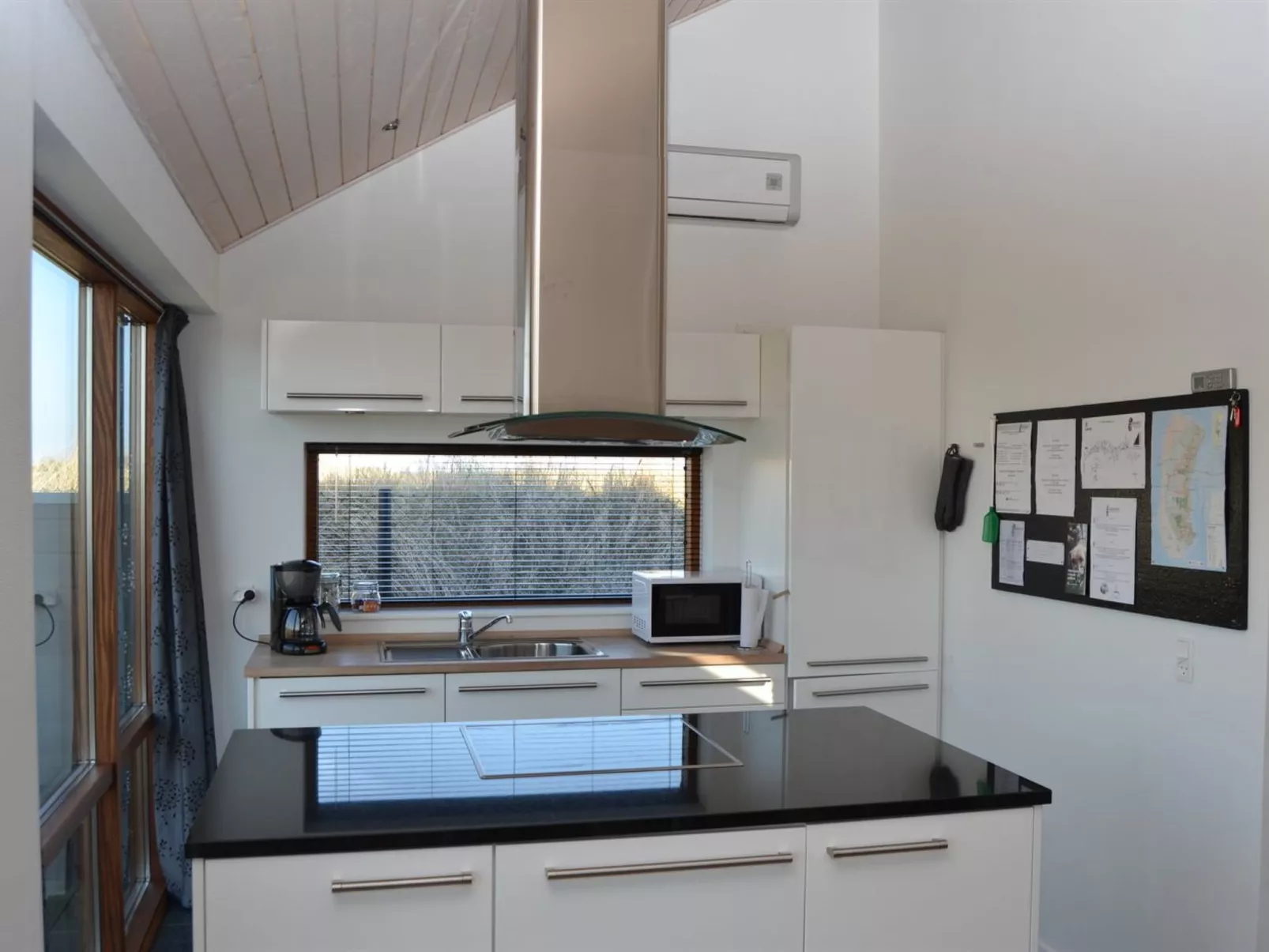"Elinora" - 100m from the sea-Drinnen