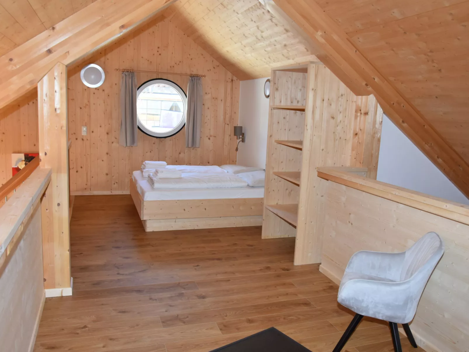 Mit 3 Schlafzimmern & IR-Sauna-Inside