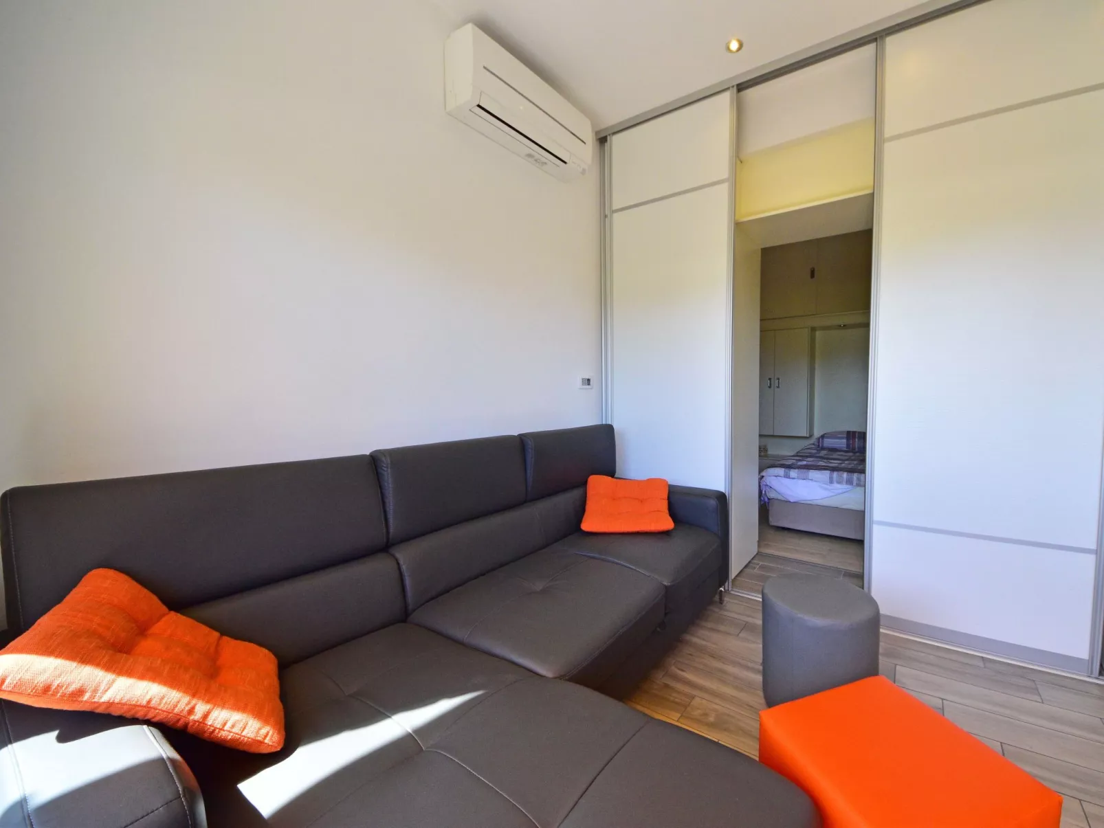 Koalas Nest Home & Apartments-Inside