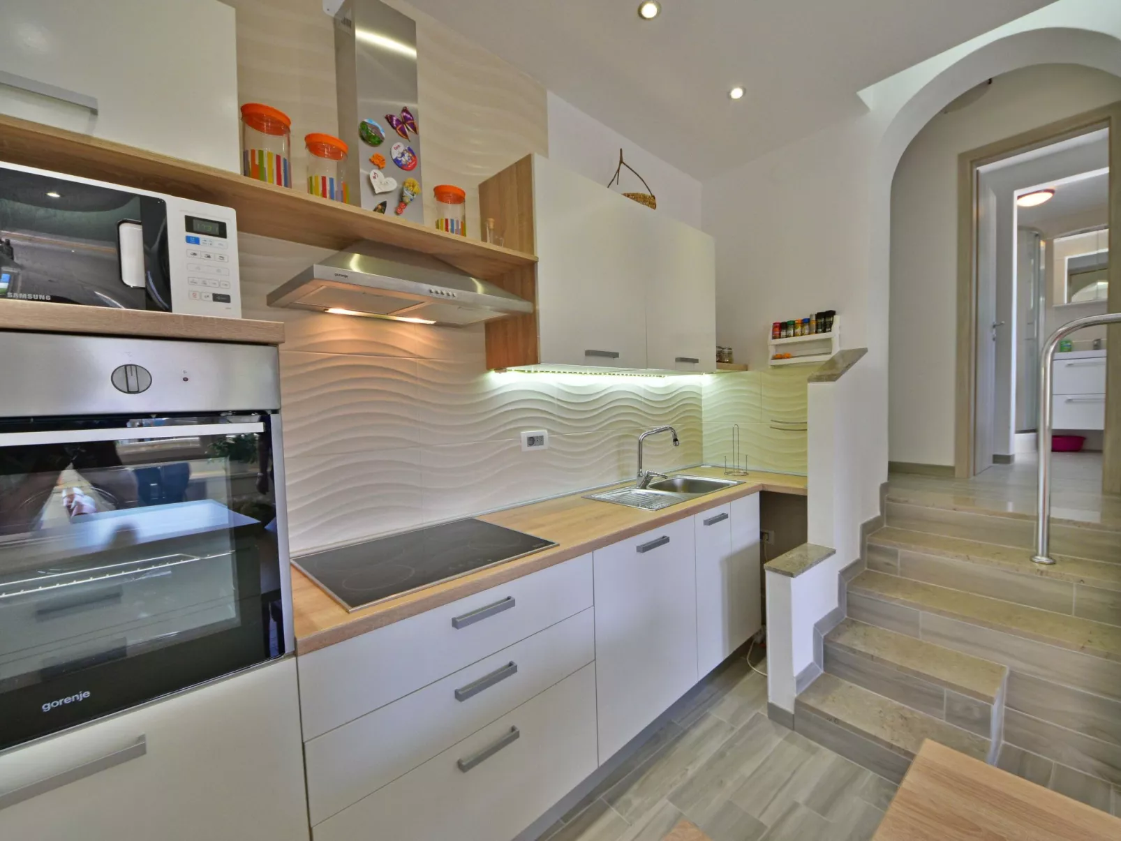 Koalas Nest Home & Apartments-Inside