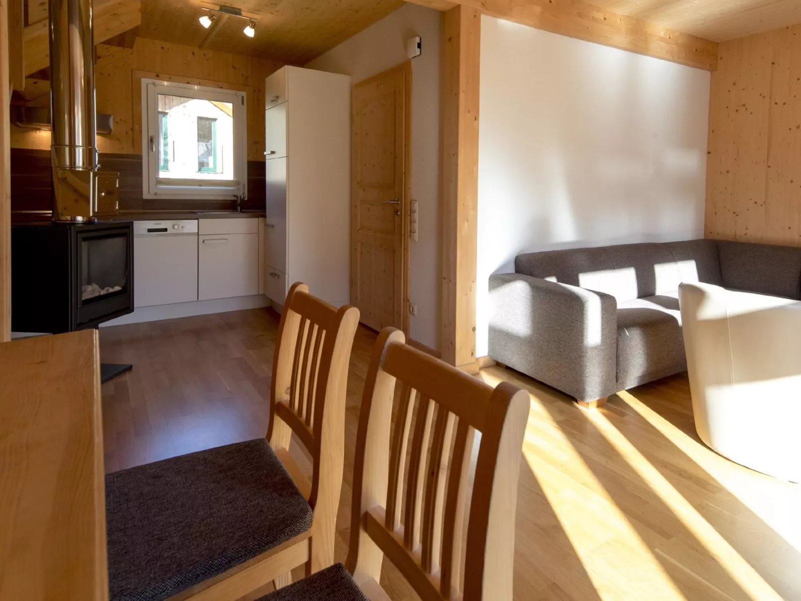 Chalet mit 2 Schlafzimmern & IR-Sauna-Inside