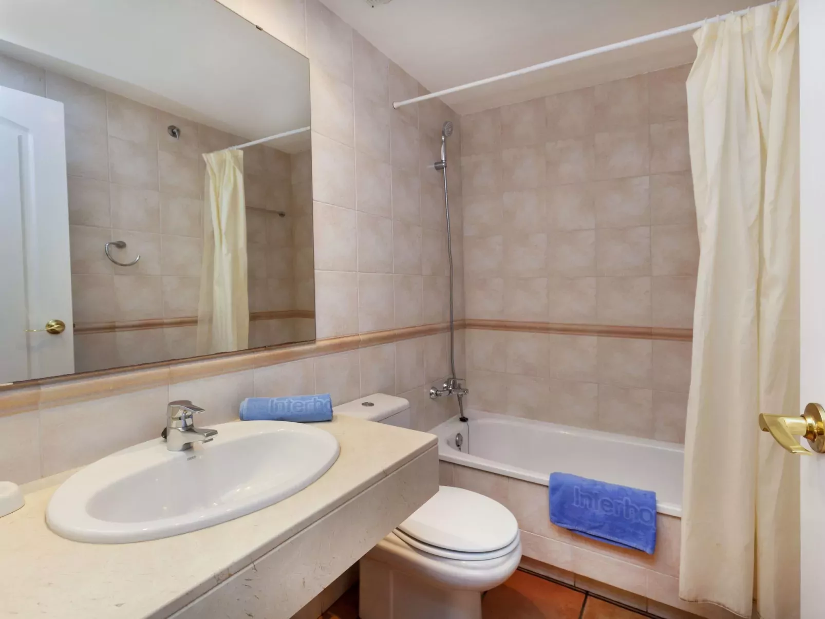 "Port Pals Sea View"-Inside