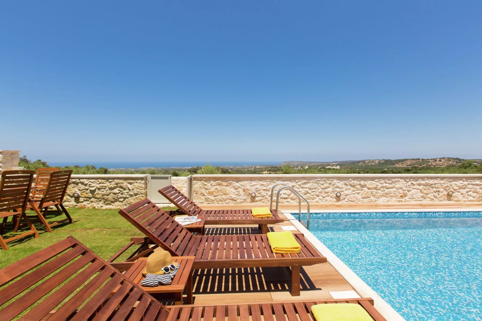 Villa Fragkia-View summer