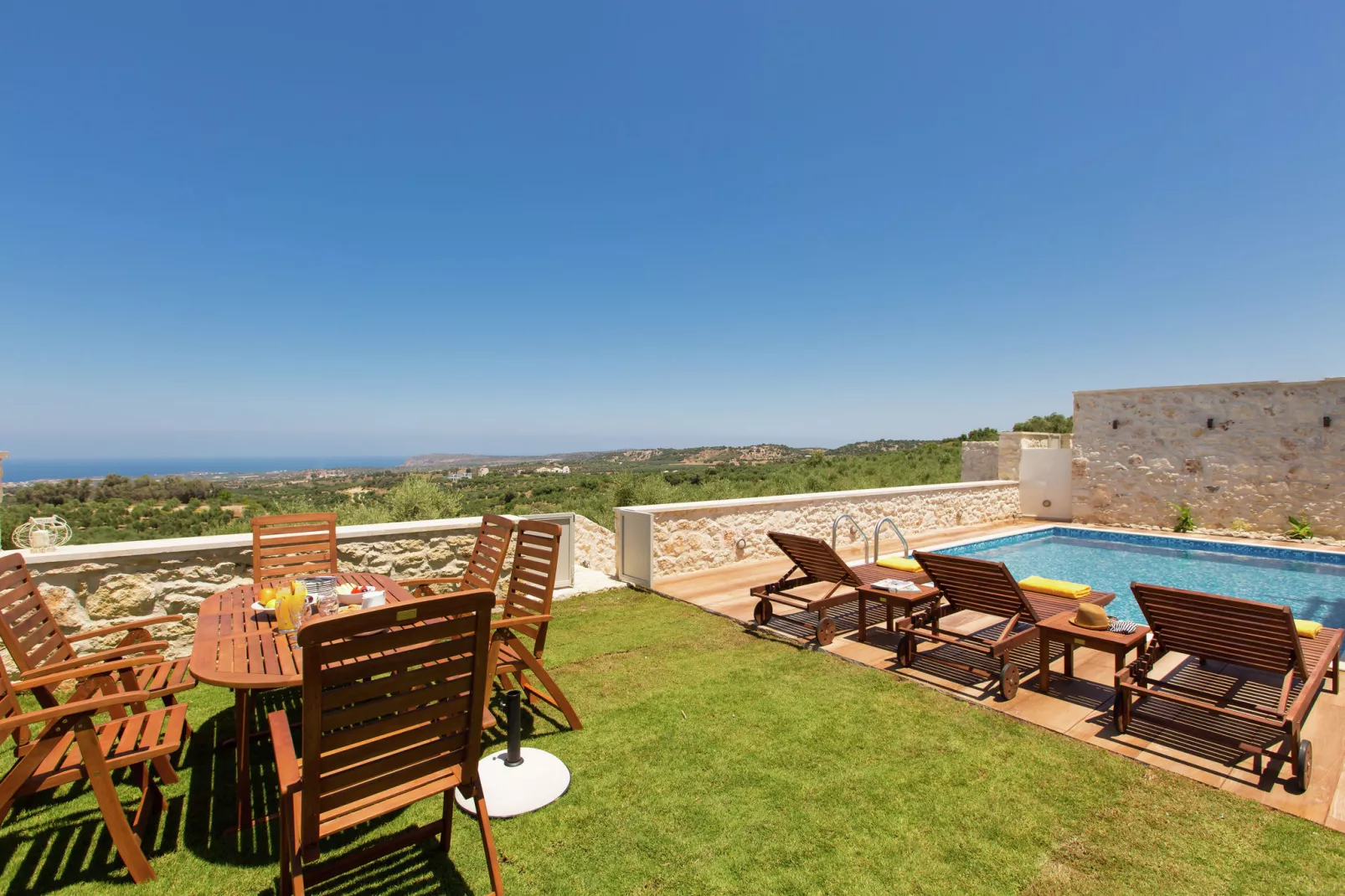 Villa Fragkia-View summer