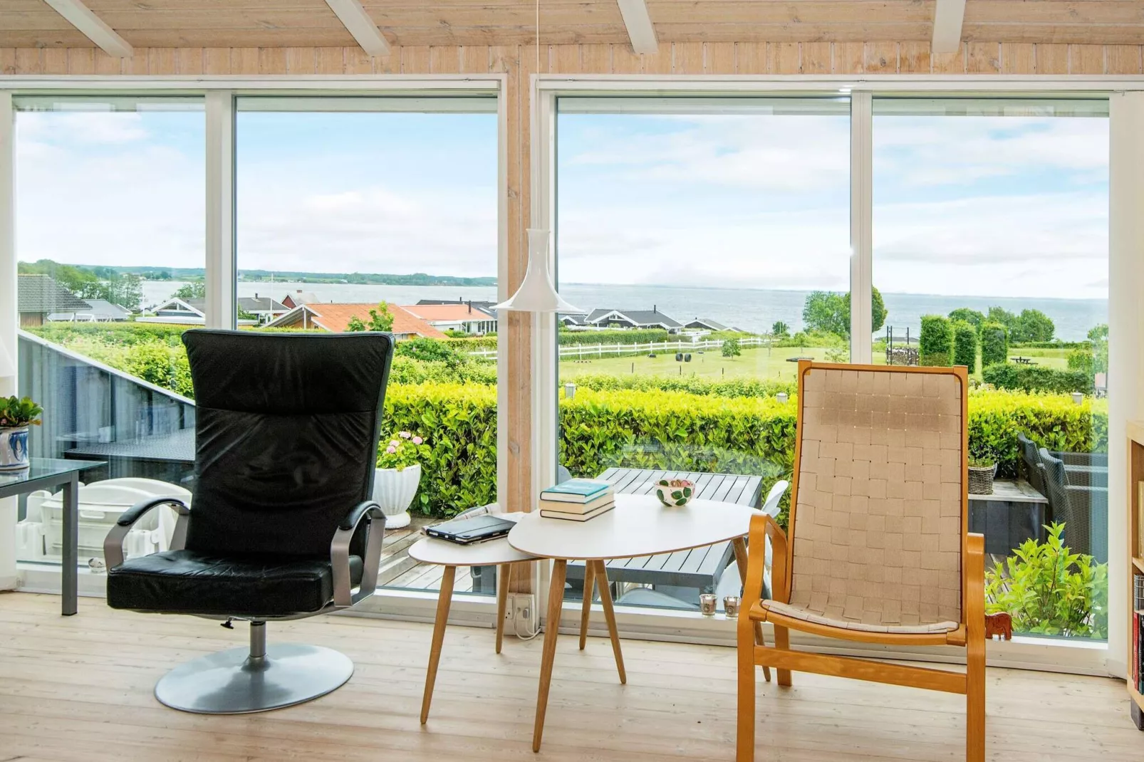 6 person holiday home in Sjølund