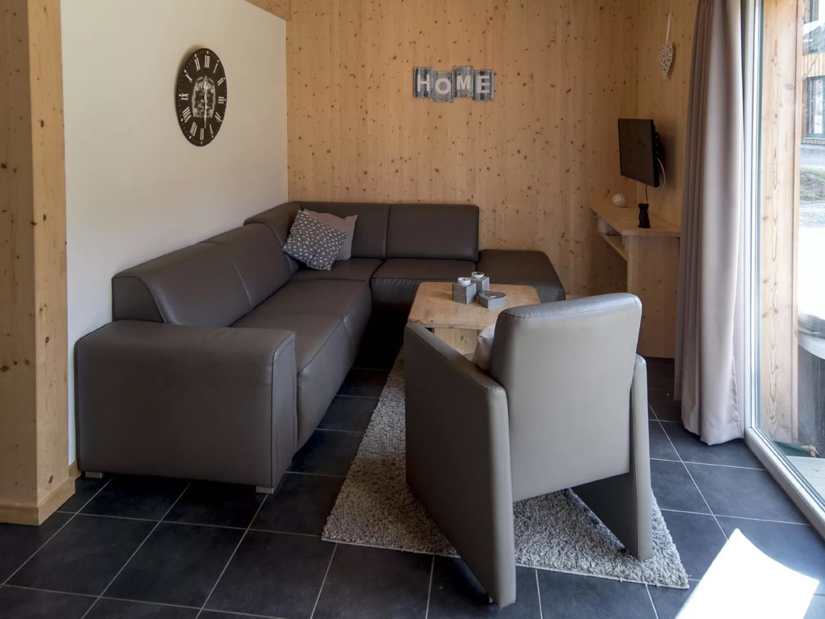 Mit 4 SZ,Sauna o.IR-Sauna+Sprudelbad