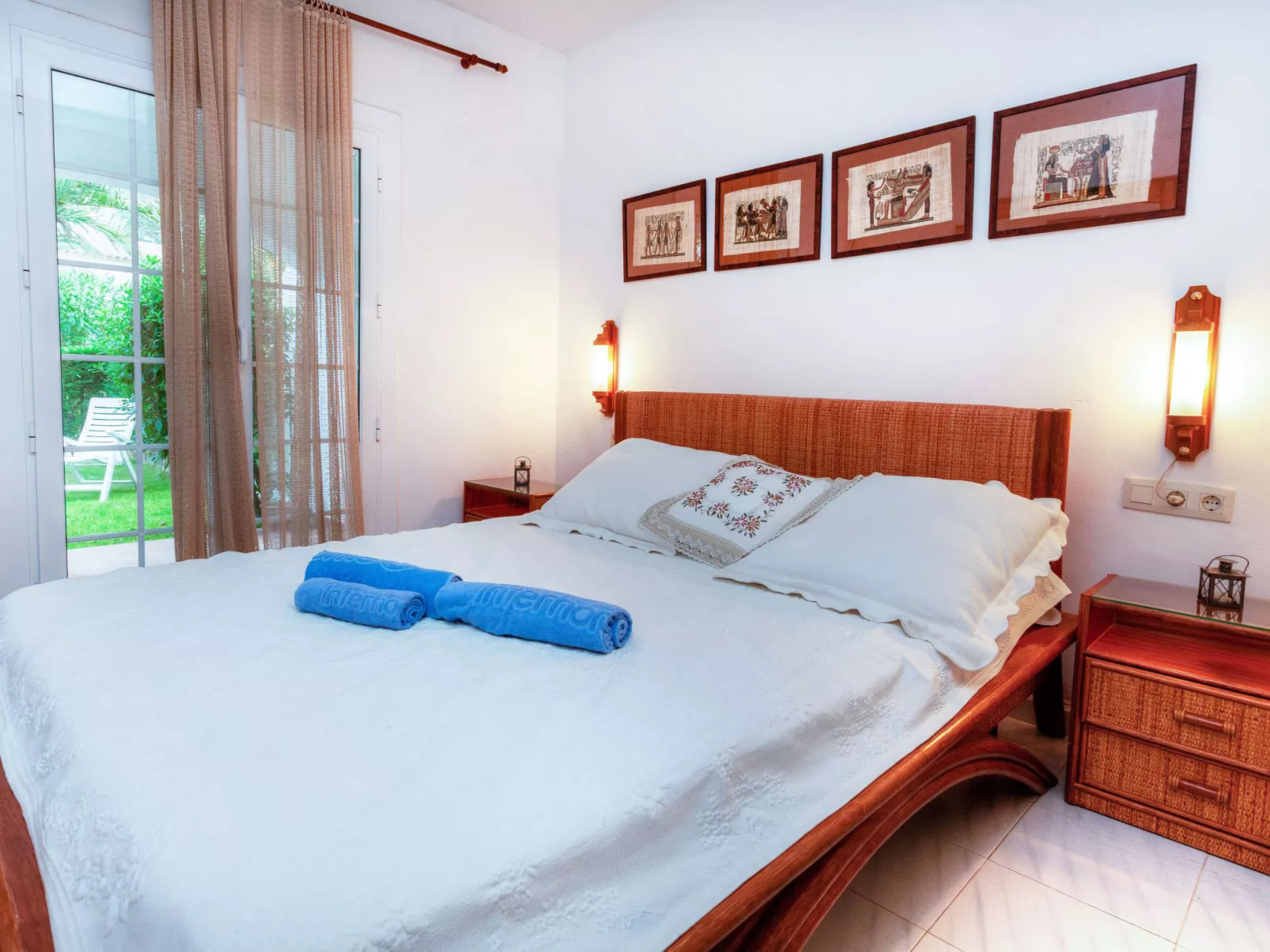 Villa Blanca Feliu-Inside