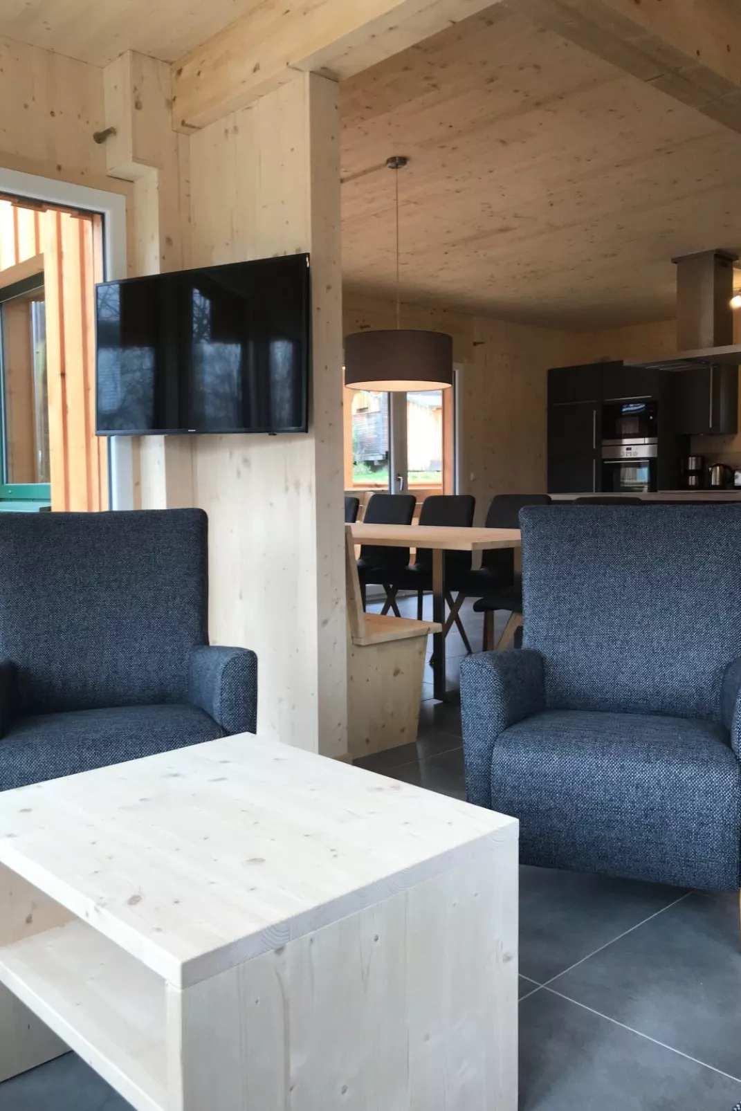 Premium mit 5 SZ,Sauna o IR-Sauna+SP-Drinnen