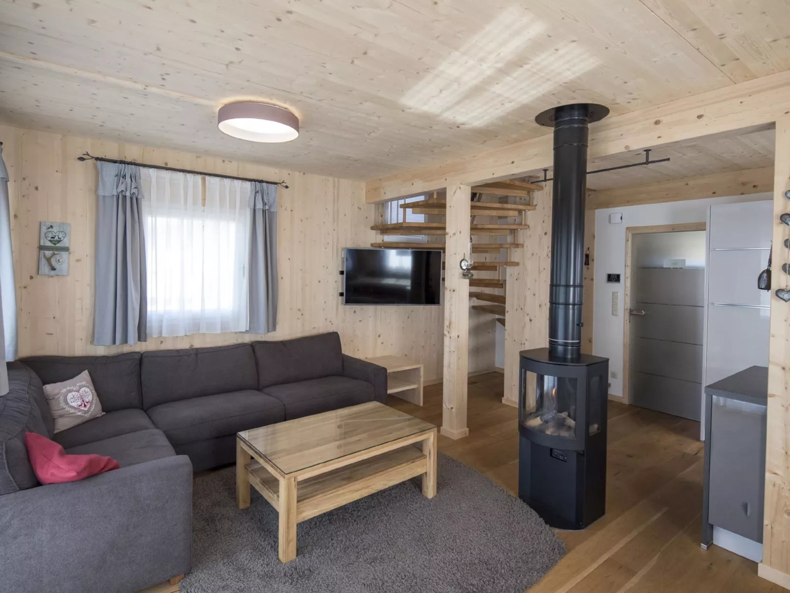 Chalet 4 Schlafzimmern, Sauna & SwimSPA-Drinnen