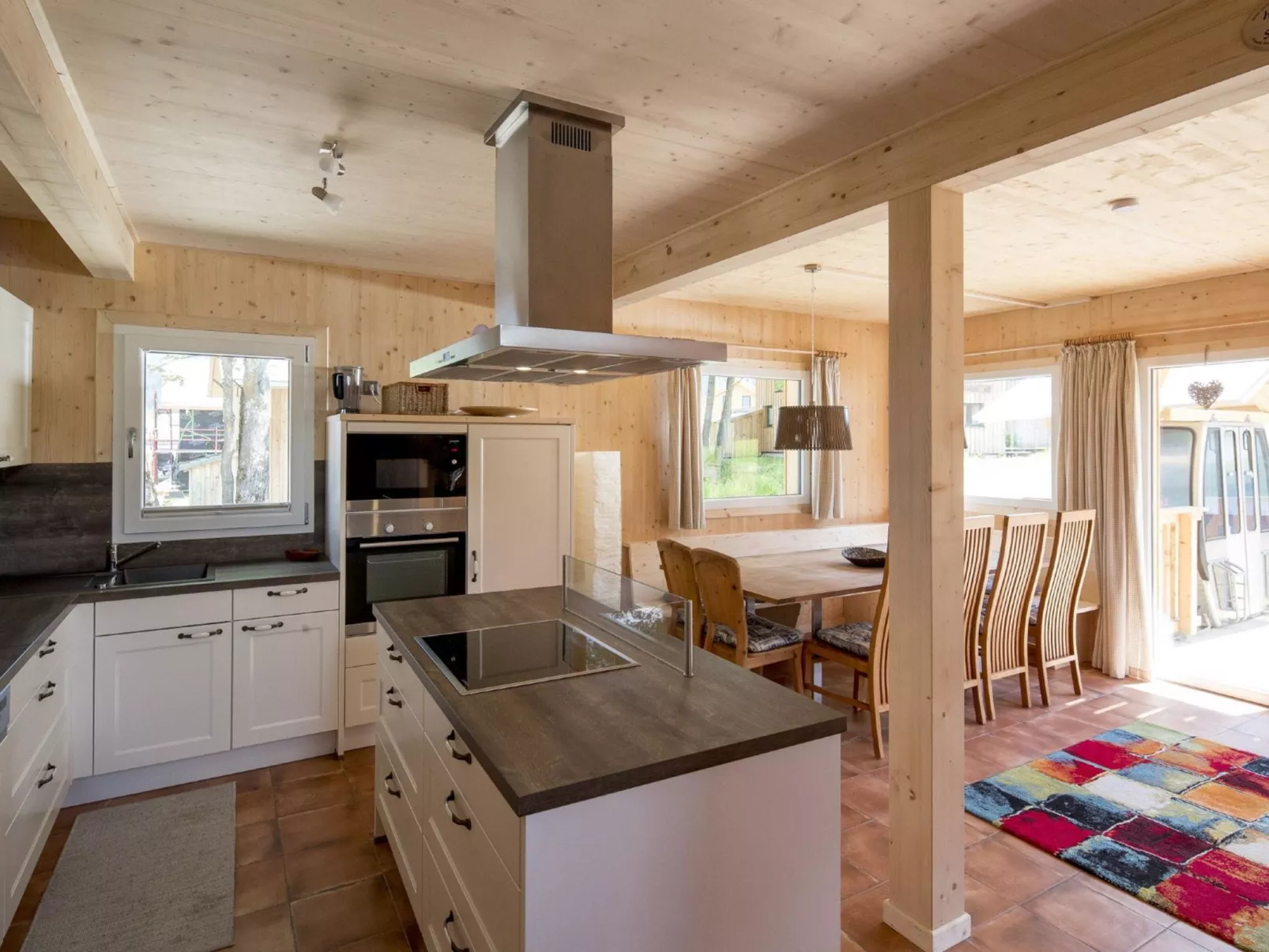 Chalet 4 Schlafzimmern, Sauna & SwimSPA-Drinnen