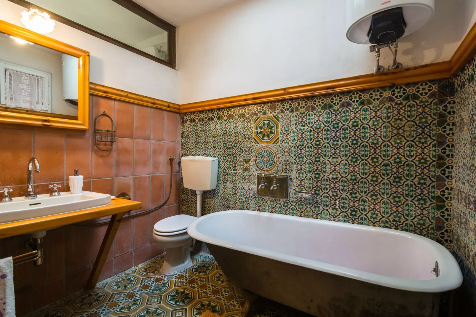 L' Antica Casa-Bathroom