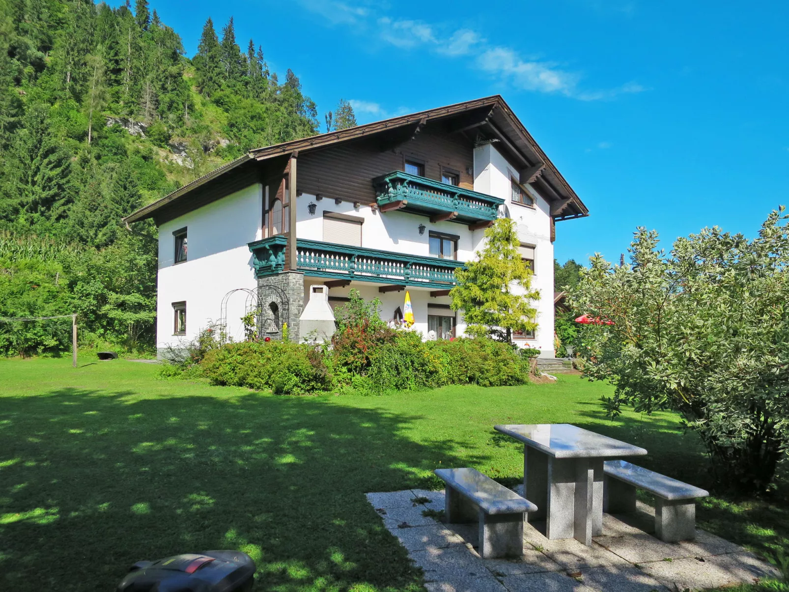 Alpenrose Apartment 3-Outside