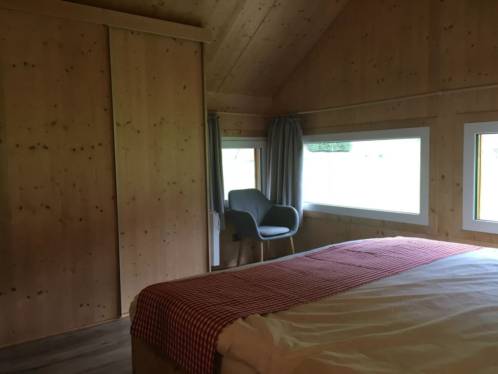 Sonneck mit Outdoor Sprudelbad 12P-Inside