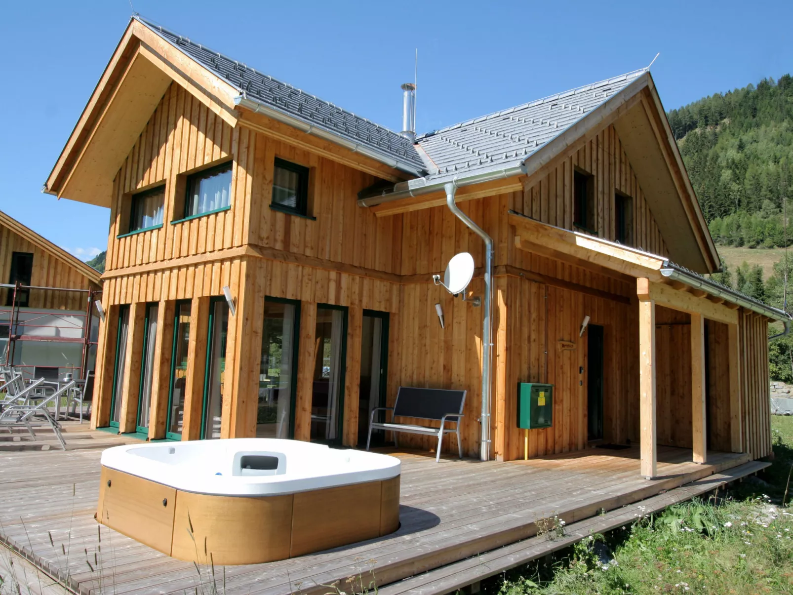 Sonneck mit Outdoor Sprudelbad 12P-Outside