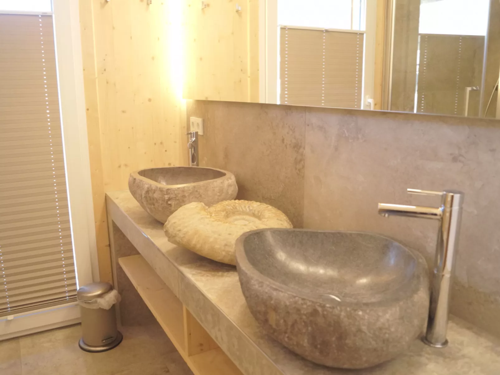 Sonneck mit OutdoorSprudelbad 10P-Inside