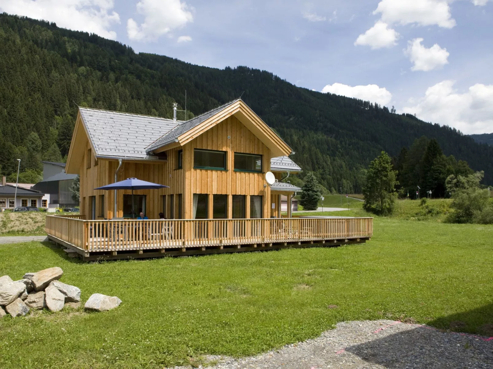 Sonneck mit OutdoorSprudelbad 10P-Outside