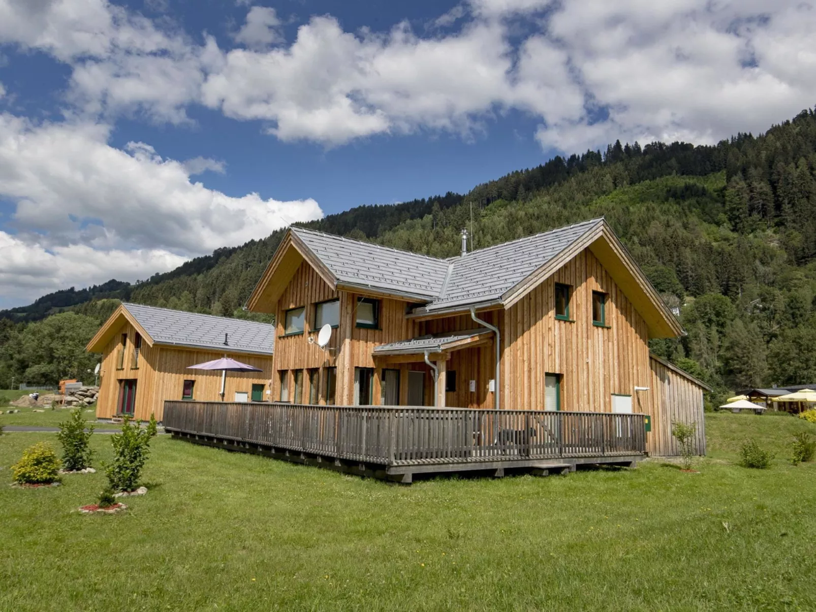 Sonneck mit OutdoorSprudelbad 10P-Outside