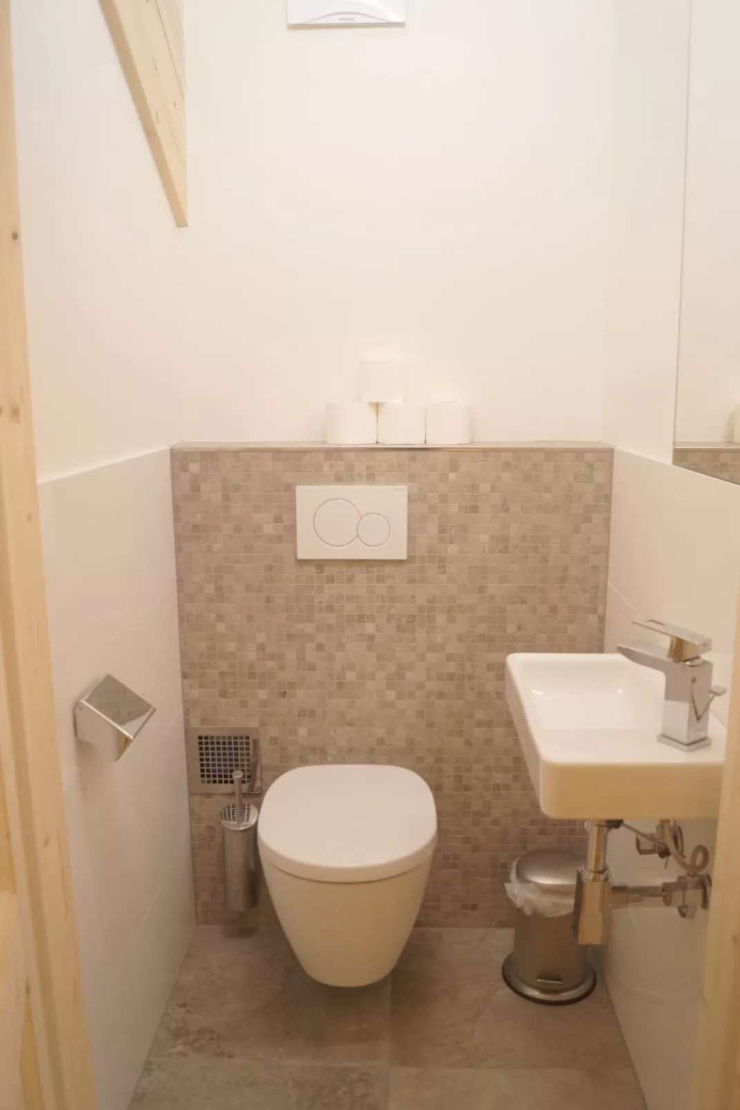 Sonneck mit OutdoorSprudelbad 10P-Inside