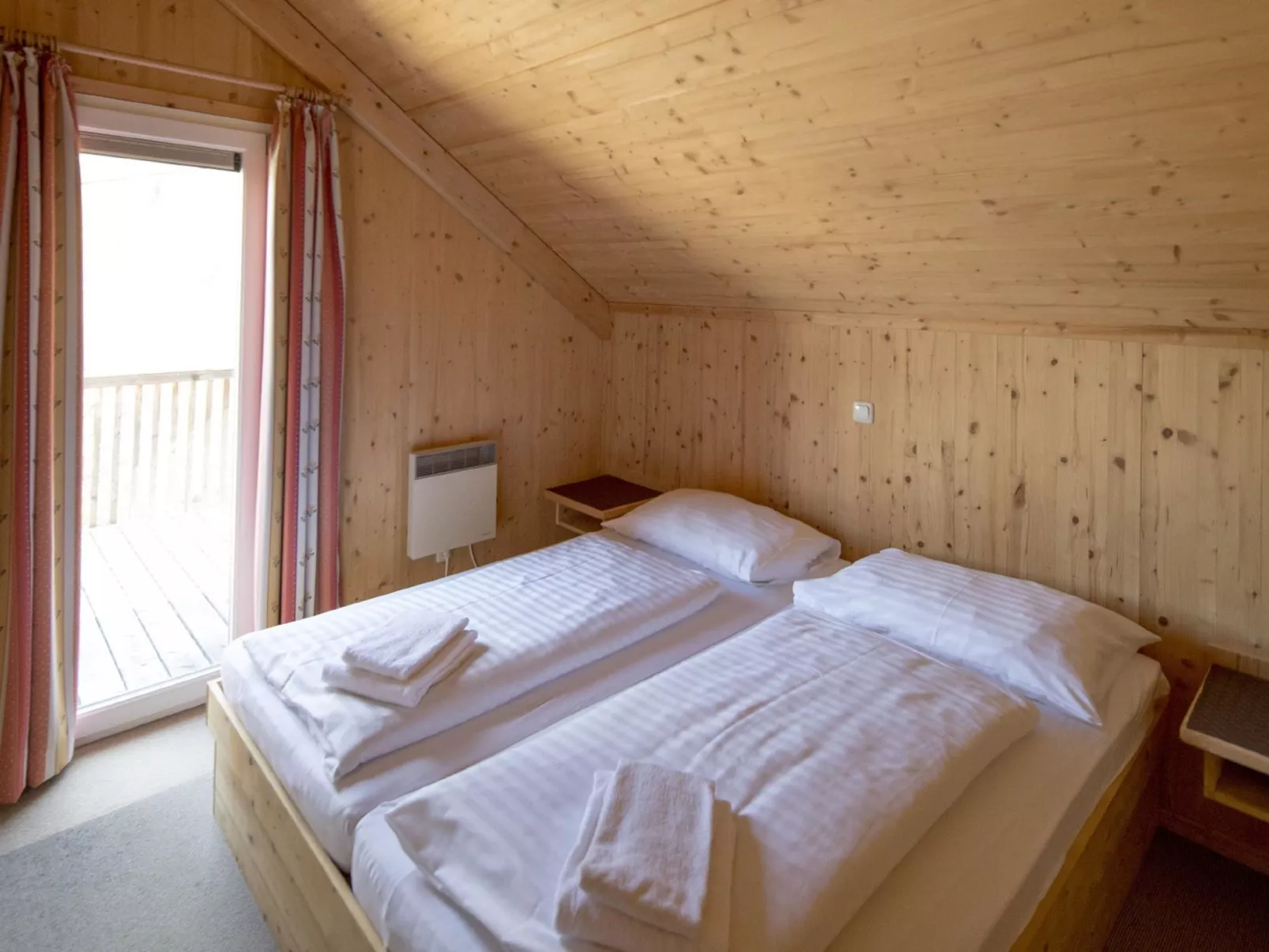 Almdorf Stadl by Alps Resorts-Inside