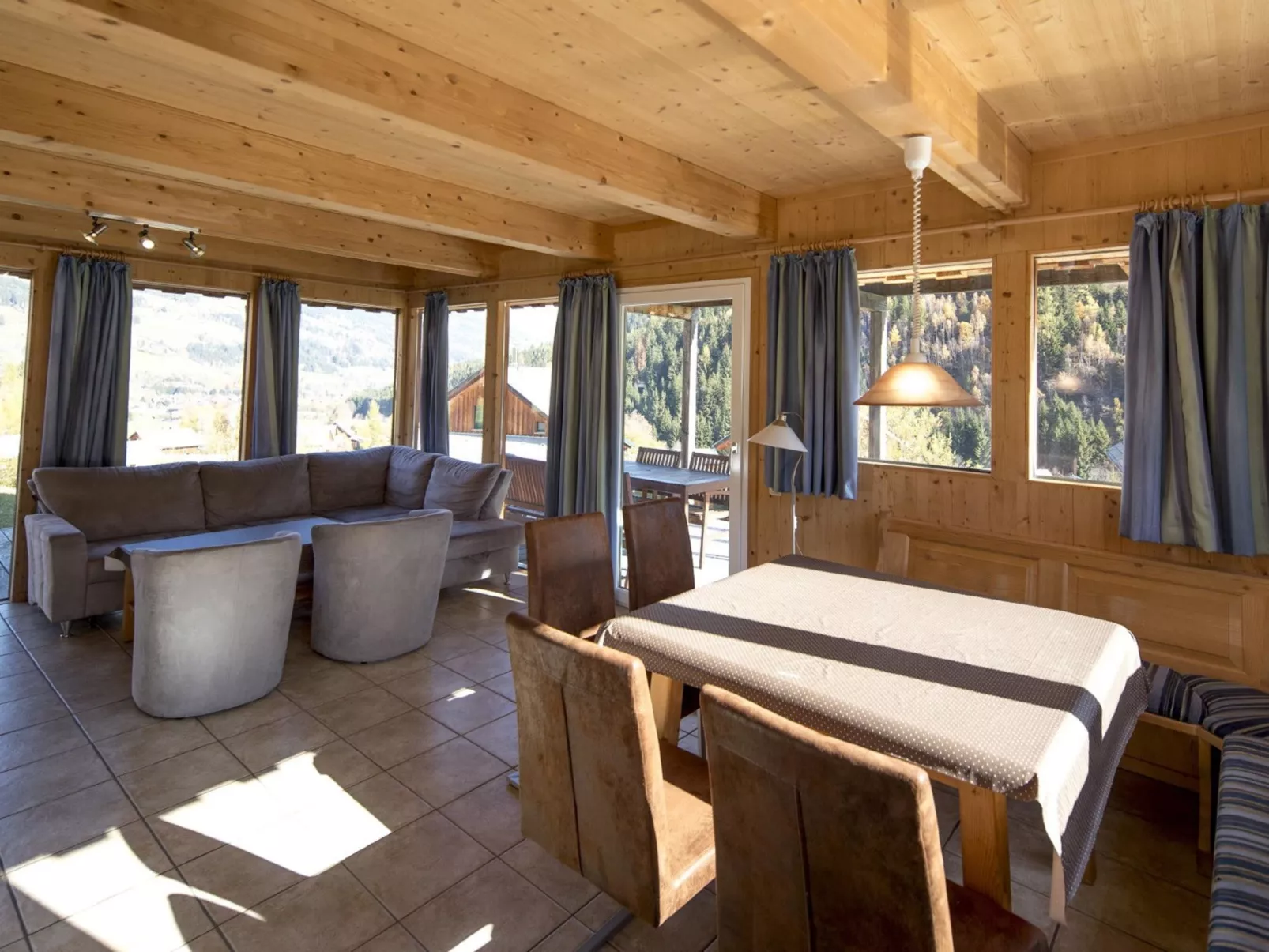 Almdorf Stadl by Alps Resorts-Inside
