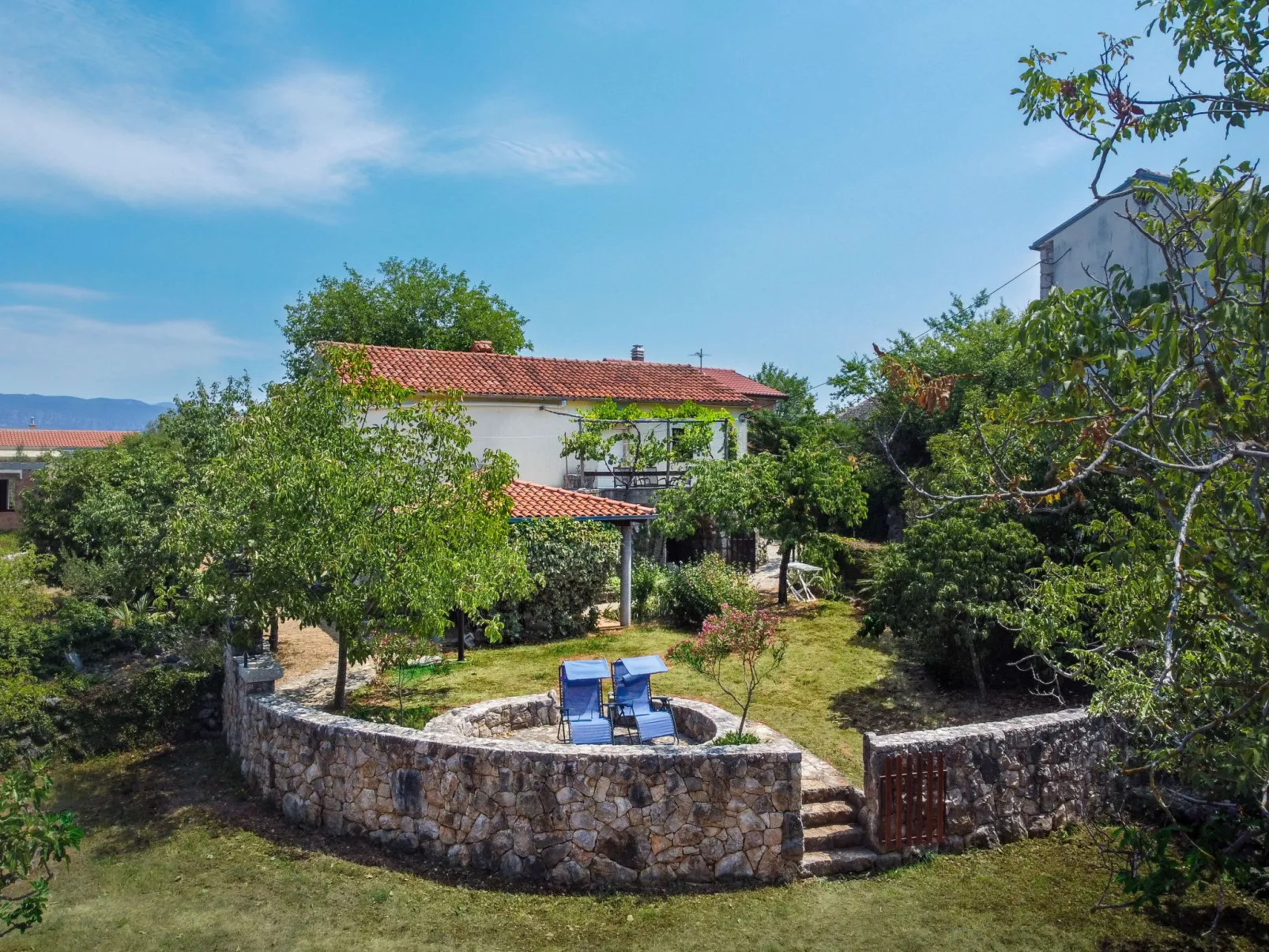 Ljudevit-Outside